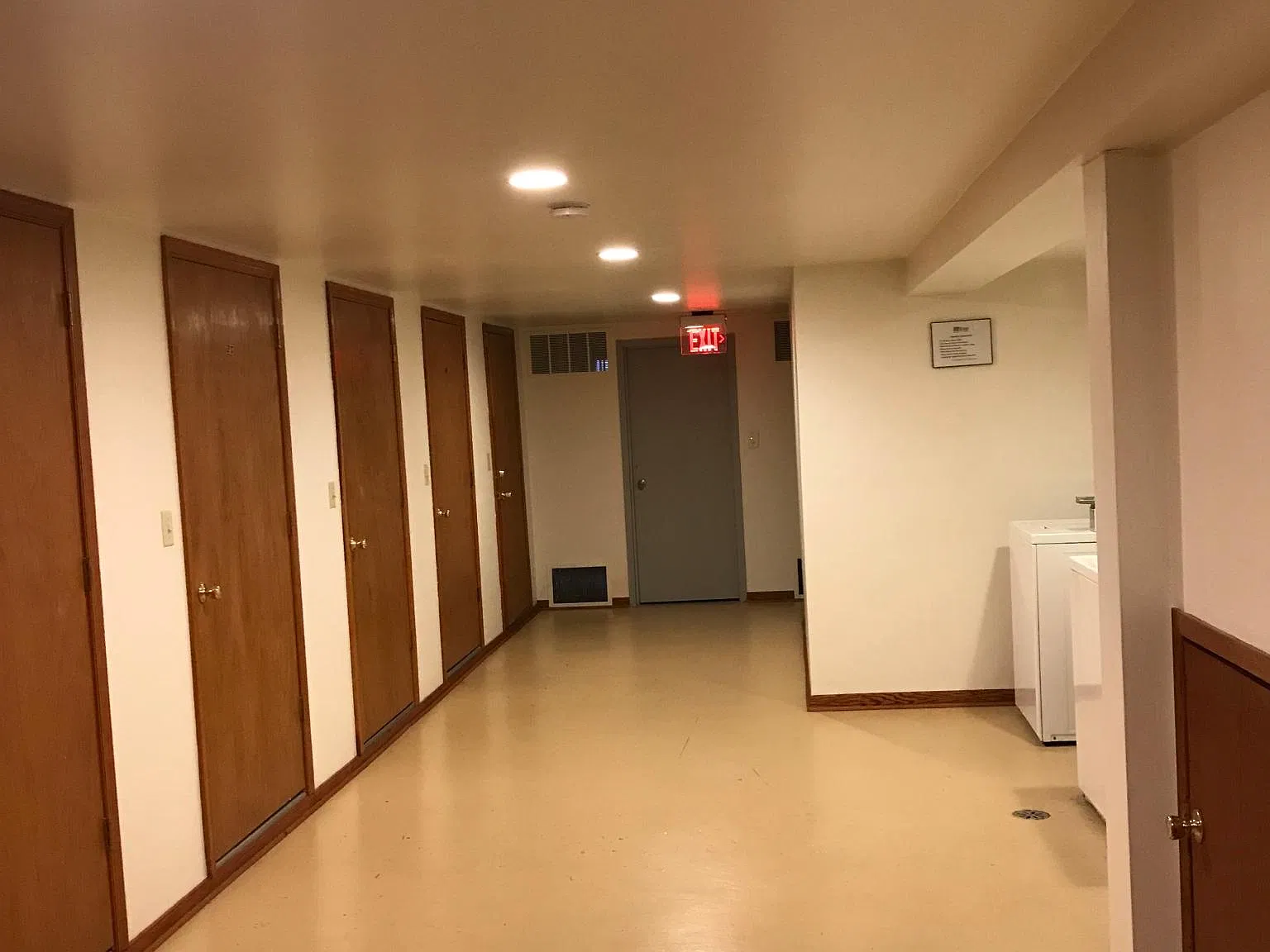 2 bed, 800 sqft, $1,450 — Photo 2