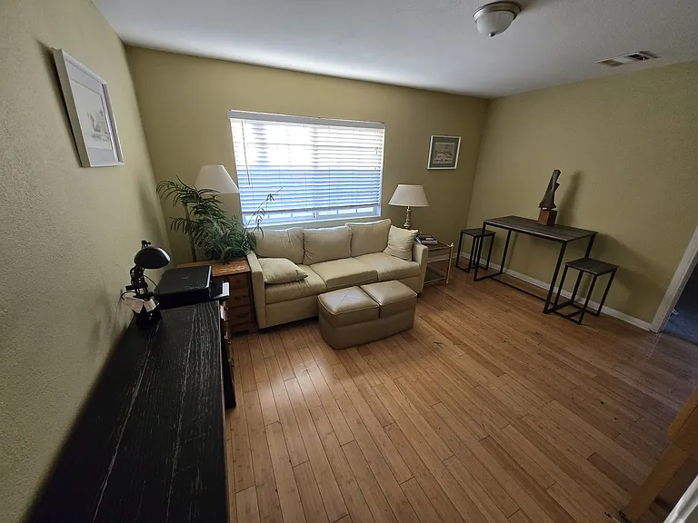 389 E Ashtabula St — Photo 18