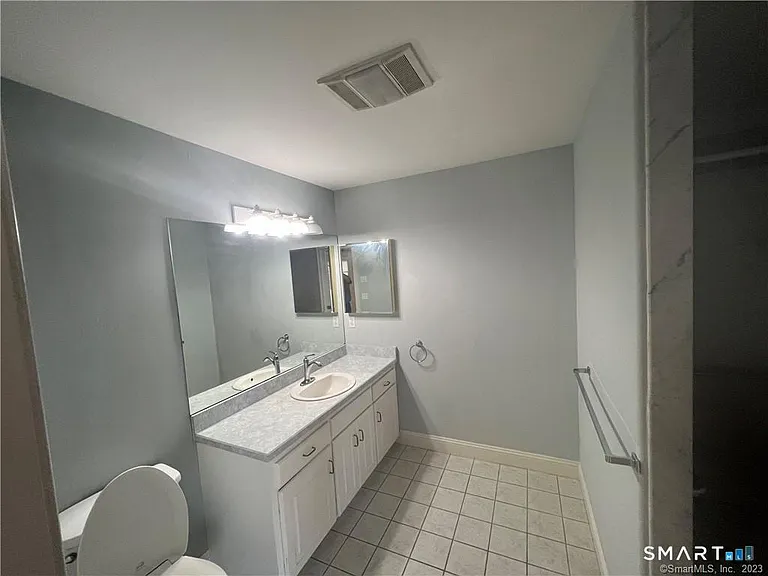 6 Kingsley Dr — Photo 19