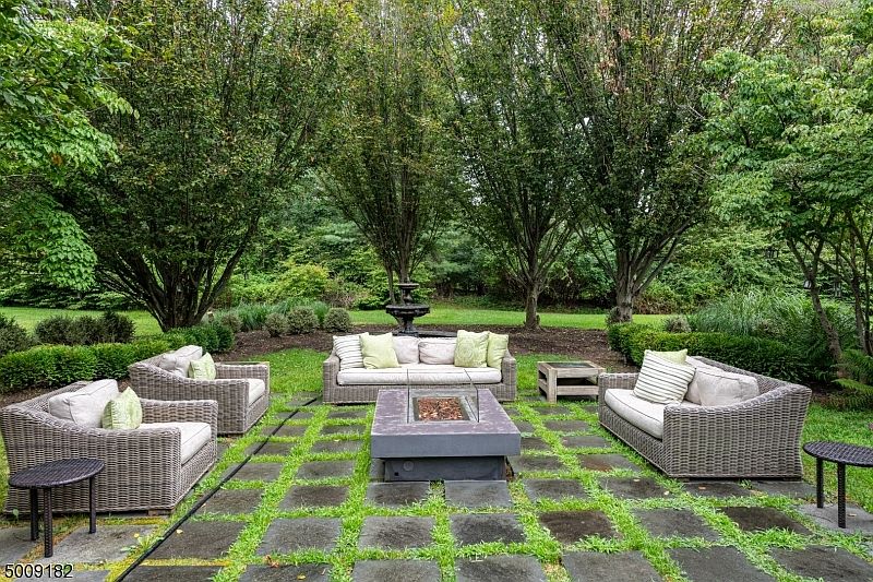 8 Hunting Ct, Harding, NJ 07976 Zillow