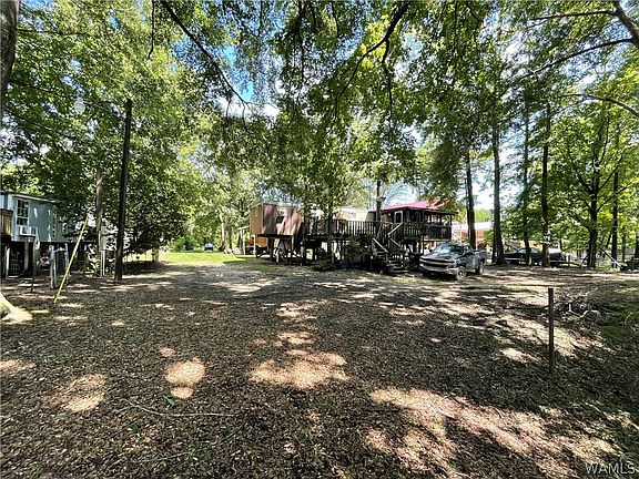 3rd image of 195 Riverview Beach Rd