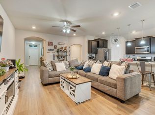 2065 Chief St, Bryan, TX 77807