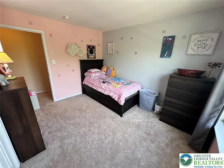 1081 Tudor Dr — Photo 20