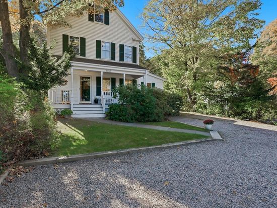 1040 High St, Dedham, MA 02026