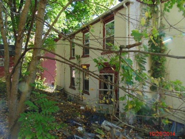 2nd image of 210 Greenwich Ave