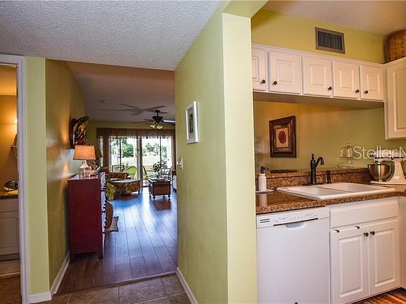 4th image of 406 Cerromar Cir N Unit 127