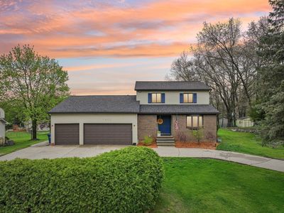 4630 Pasture Ln, White Lake, MI, 48383