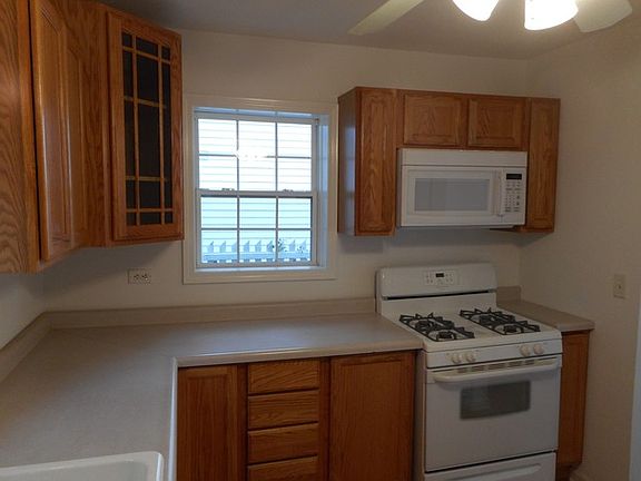 4th image of 9624 S Merton Ave