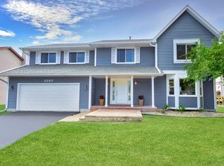 2267 Grass Lake Rd, Lindenhurst, IL 60046