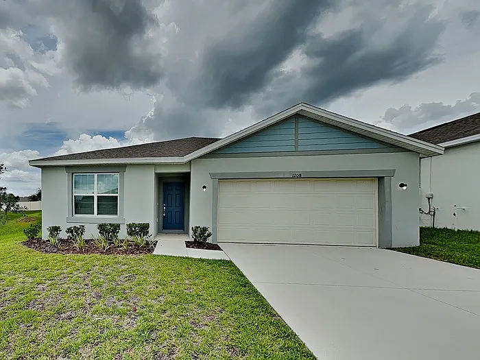 1208 Sugarwood St — Photo 1
