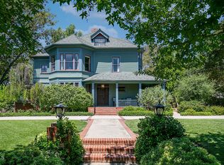 627 S Euclid Ave, Pasadena, CA 91106