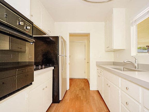 5th image of 202-216 Ramona St #214