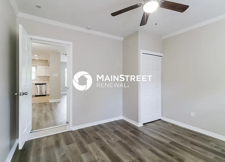 9313 N 16th St — Photo 11