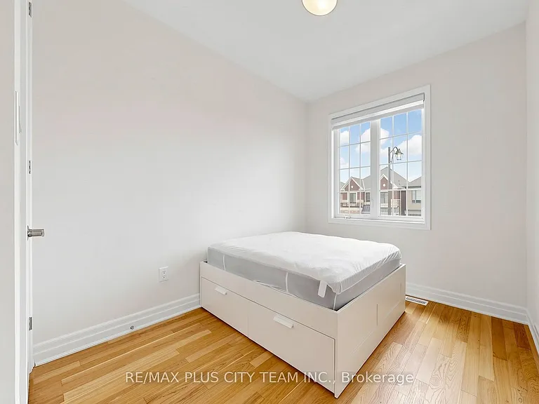 1 George Roman Ave — Photo 32