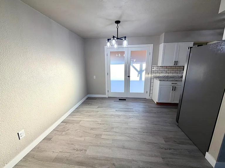 519 Garland St — Photo 10