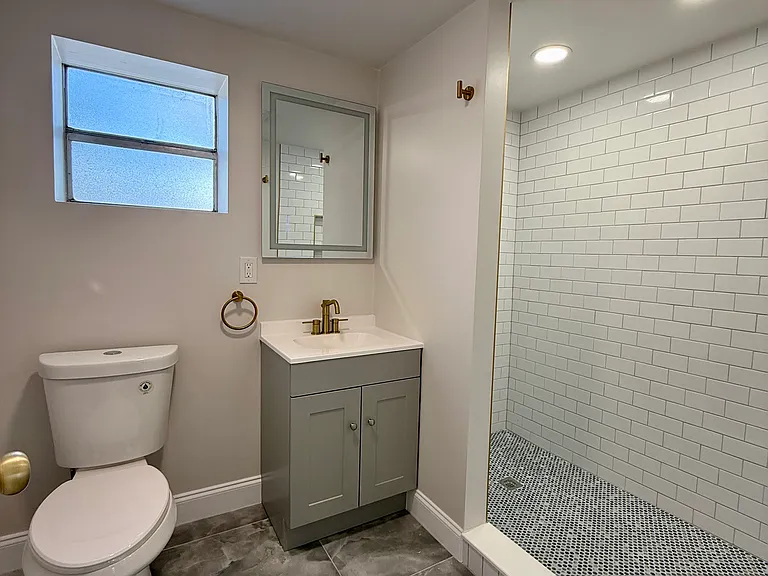127 Debary Dr — Photo 26