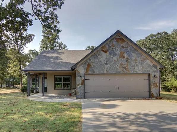 114 County Road 1990, Yantis, TX 75497