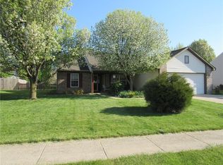 7176 Village Oaks Dr, Avon, IN 46123