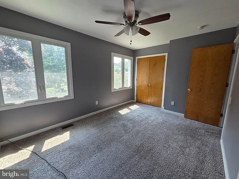 212 Fairhill Dr — Photo 21