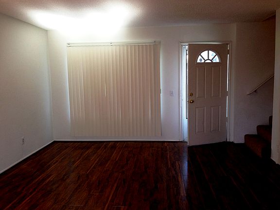 2nd image of 1422 E D St APT D