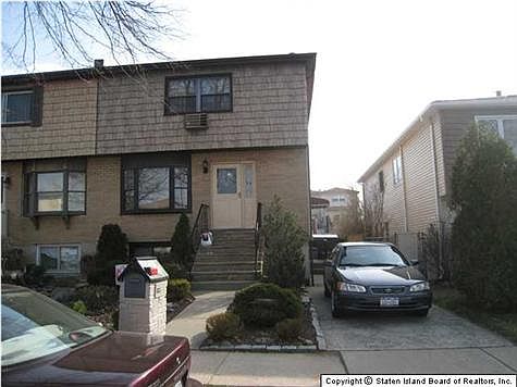 1st image of 580 Naughton Ave
