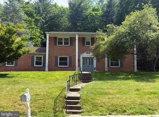 3 Red Maple Dr, Lafayette Hill, PA 19444