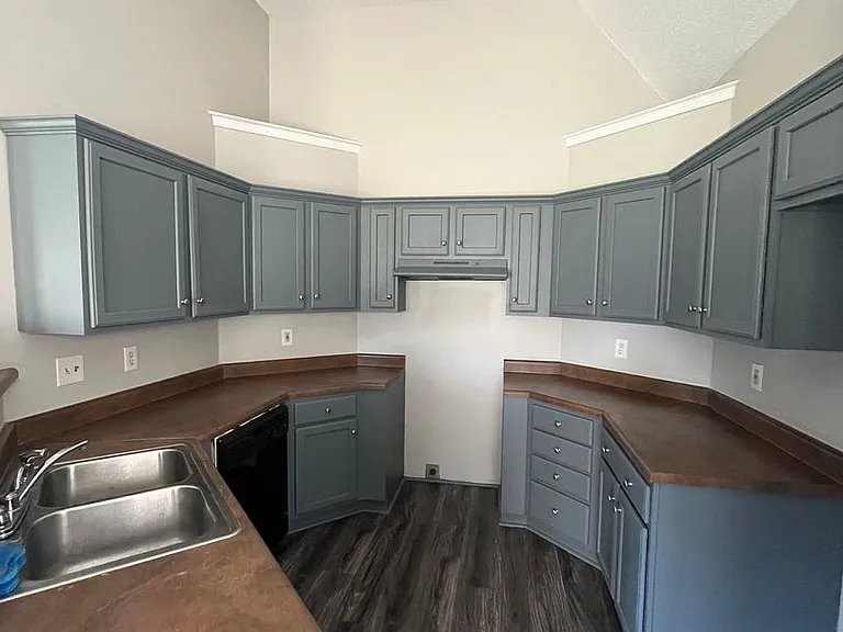 1686 N Frence Creek Cv — Photo 4