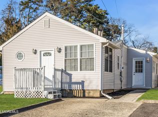 315 Elizabeth Ave, Toms River, NJ