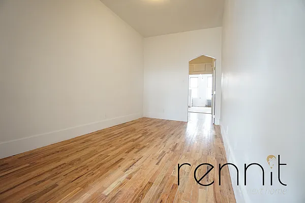 Rented by Rennit Inc. | media 4