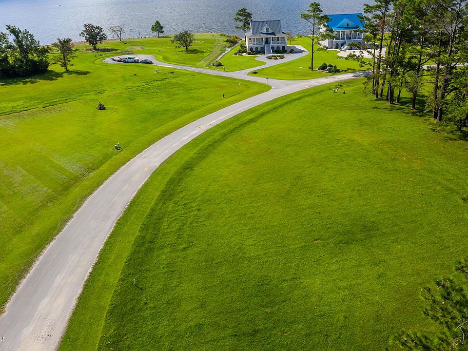 1st image of 3000 Maritime Dr