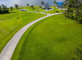 3000 Maritime Dr, Oriental, NC 28571