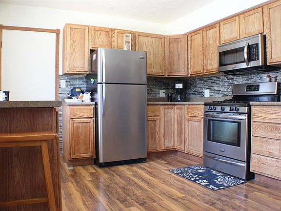3rd image of 502 SE 6th St