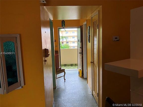 3rd image of 1690 NE 191st St APT 304