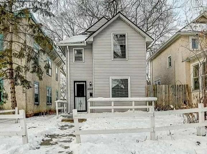 1st image of 2924 30th Ave S