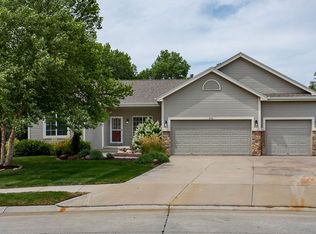 4156 S 199th Cir, Omaha, NE 68135