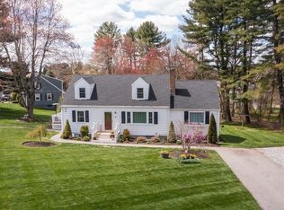 10 Hemlock Rd, North Reading, MA 01864