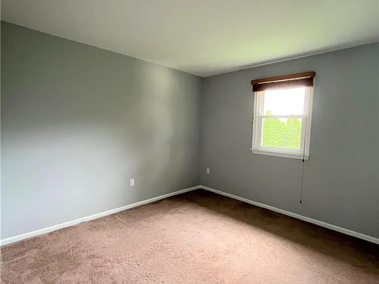4053 Vaughn Ter — Photo 9