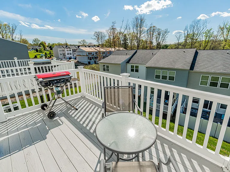 210 Summerfield Dr — Photo 20
