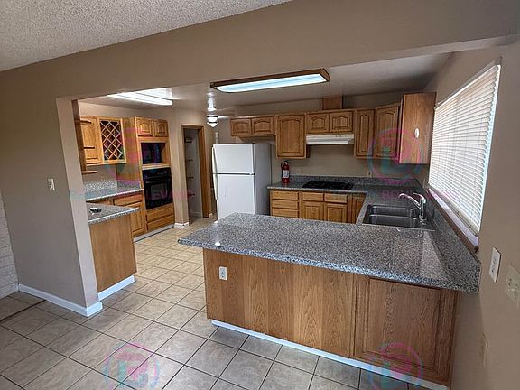 2nd image of 1360 W 12th St