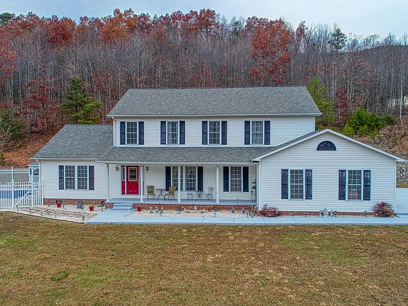 2nd image of 205 Ross Dr
