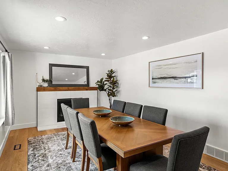940 E Buddlea Dr — Photo 9