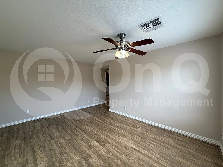 422 W Redwood Dr — Photo 20