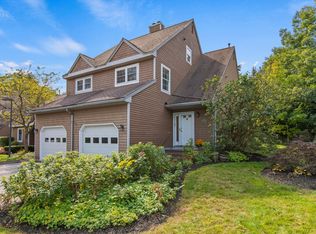 10 Merrymeeting Dr #10, Portland, ME 04103