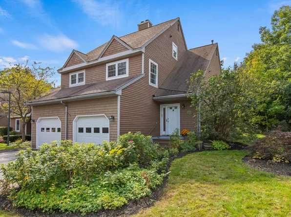 10 Merrymeeting Drive #10, Portland, ME 04103