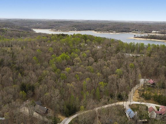 3rd image of 21 & 22 Cedar Point Rd