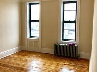 2370 29th St APT 23, Astoria, NY 11105
