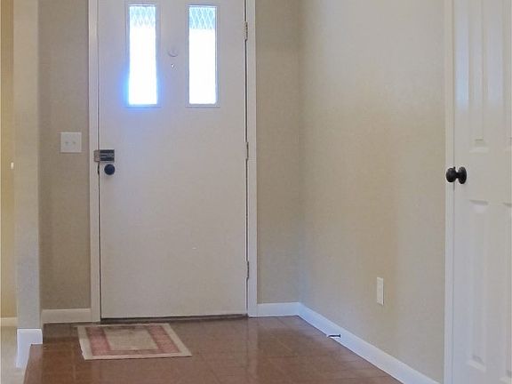 3rd image of 1064 Jan Lee Dr