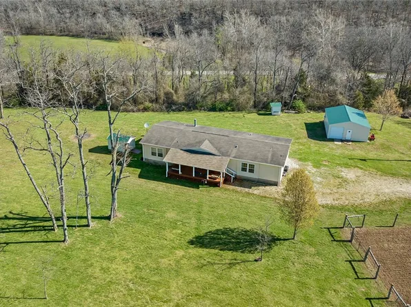 1461 Madison St #6263, Huntsville, AR 72740