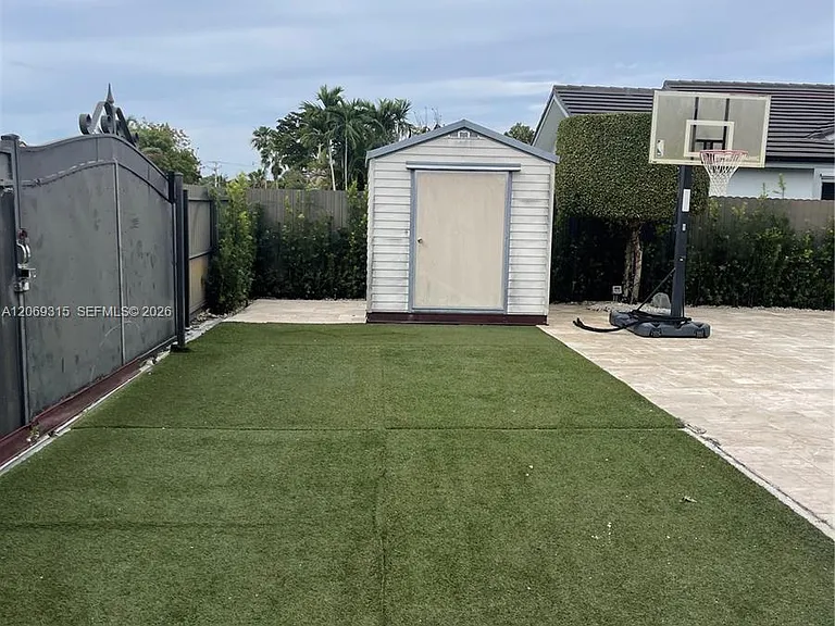 6790 SW 105th Ave — Photo 59
