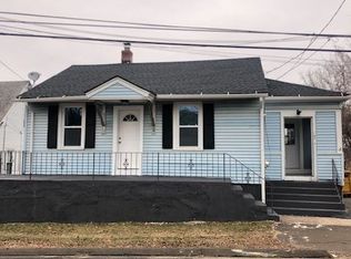 157 S End Rd, New Haven, CT 06512